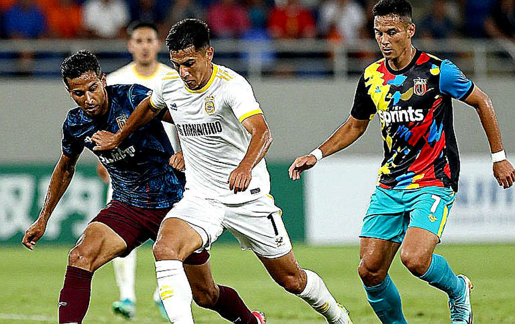 FIFA ASEAN Cup 2026: Mười một ngày, hai đẳng cấp và những đầu gối không nói dối